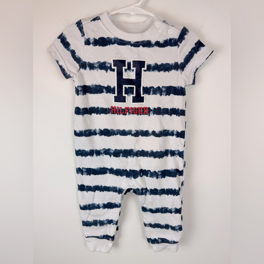 TOMMY HILFIGER White & Navy Baby Boys One Piece Romper | Size 12 Months